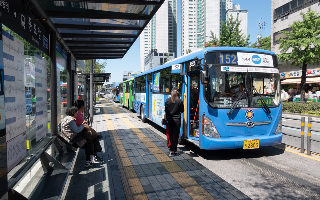 Trắc nghiệm Từ vựng Unit 6 (phần 1) Tiếng Anh 6 iLearm Smart World 0 7